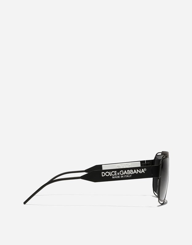 Dolce and gabbana hand sunglasses best sale